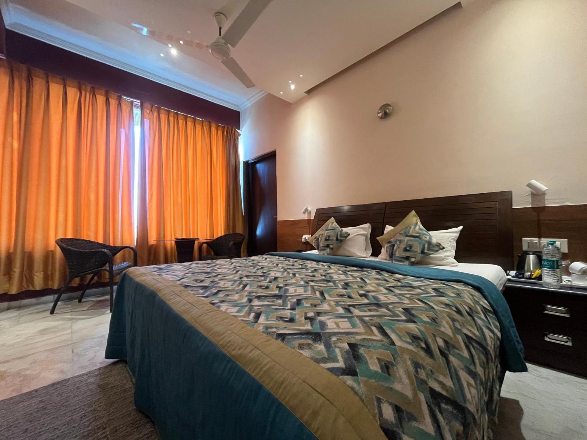 Hoshangabad Treehouse Narmade A Riverfront Resort & Spa Narmadapuram מראה חיצוני תמונה