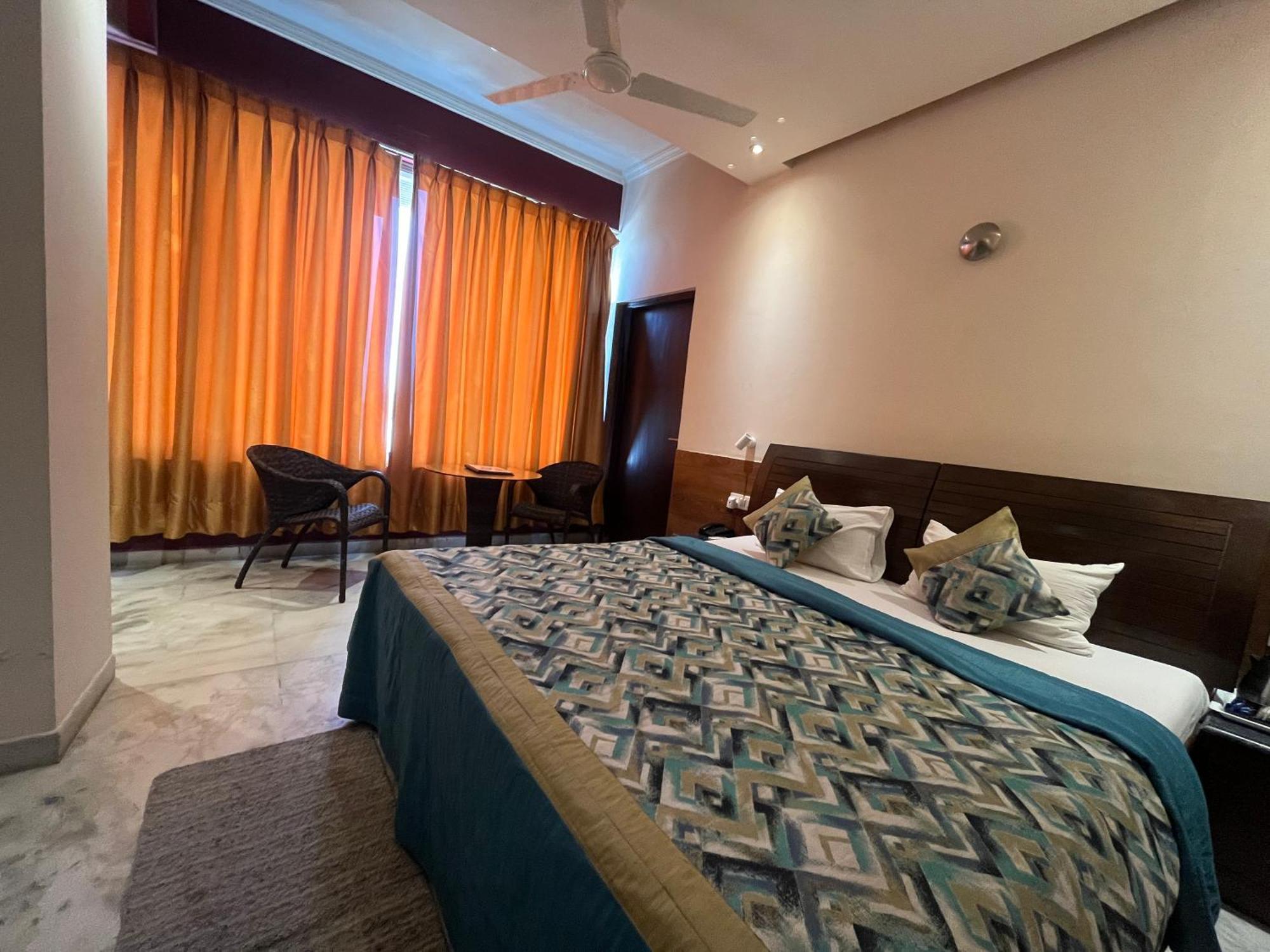 Hoshangabad Treehouse Narmade A Riverfront Resort & Spa Narmadapuram מראה חיצוני תמונה